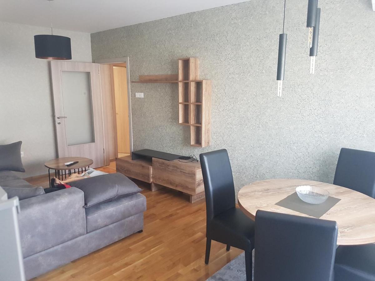 Live & Sleep Apartment Novi Sad Luaran gambar